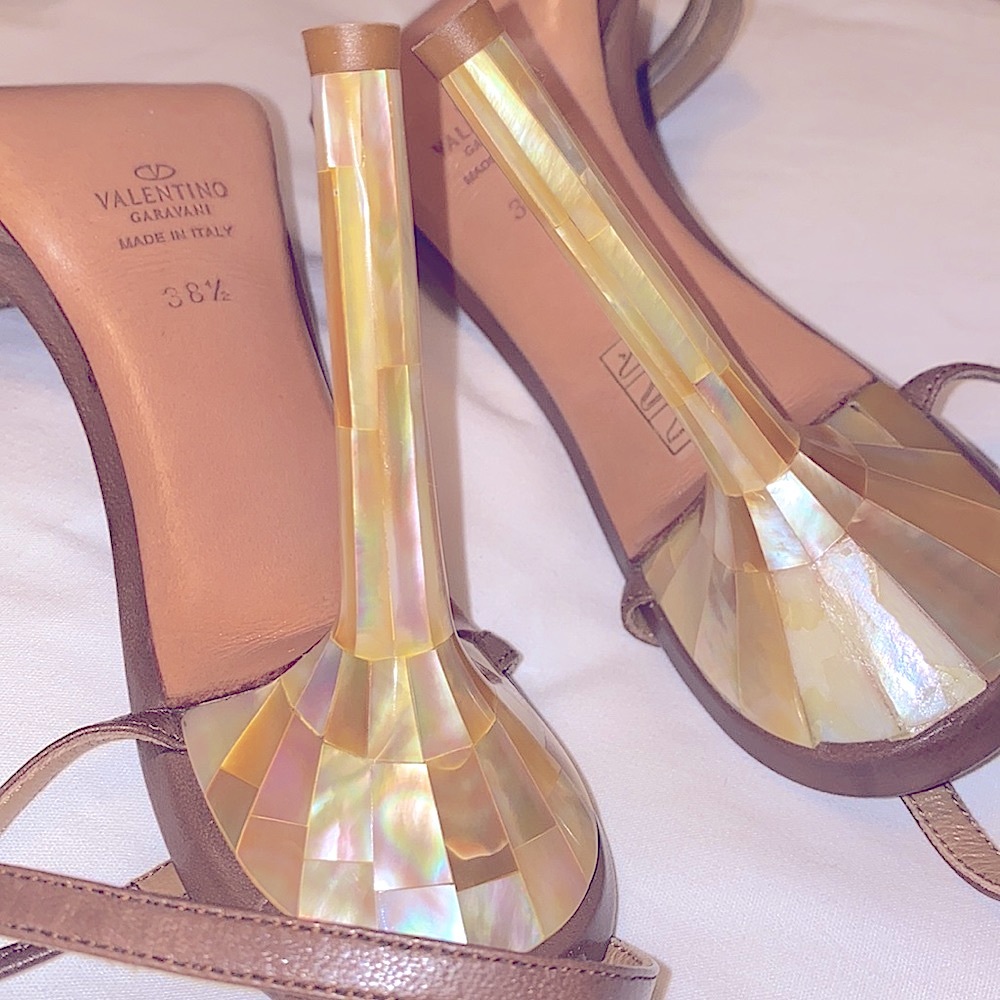 Valentino Garavani brown heels with flower detail